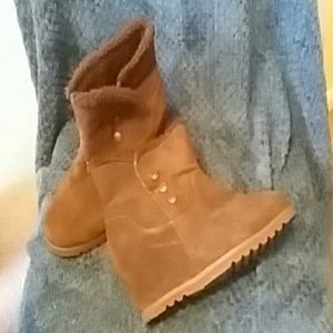 BEAR Paw suede wedge ankle boot